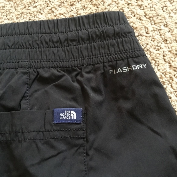 The North Face Women's Black Athletic Shorts - Picture 6 of 7